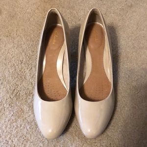 Clarks Women's Tempt Appeal Pumps